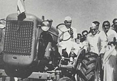 Kulpati K.M. Munshi with Shri Jawahar Lal Nehru the First Prime Miister Of India at IARI New Delhi 1952